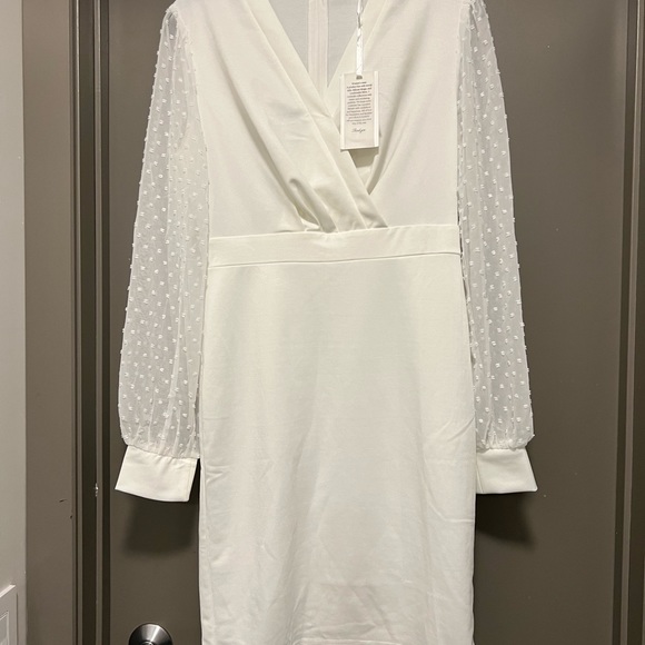 New woman’s dress size medium - Picture 8 of 8